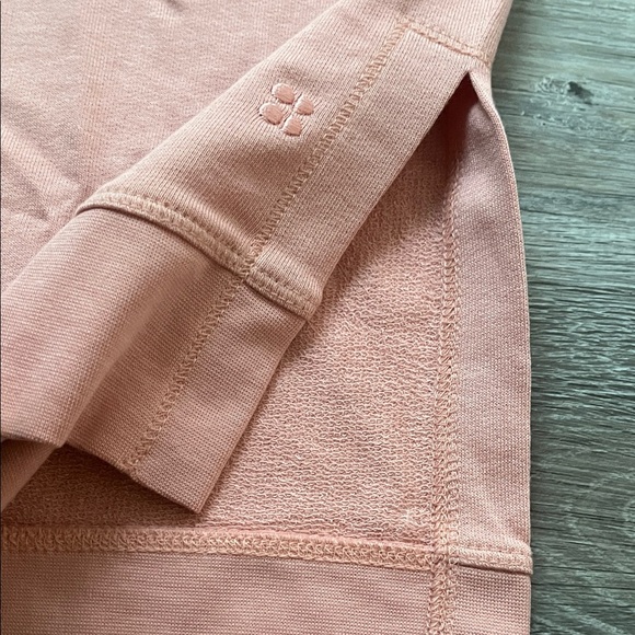 Sweaty Betty by Anthropologie Pink sweater sizes Medium - Picture 3 of 9